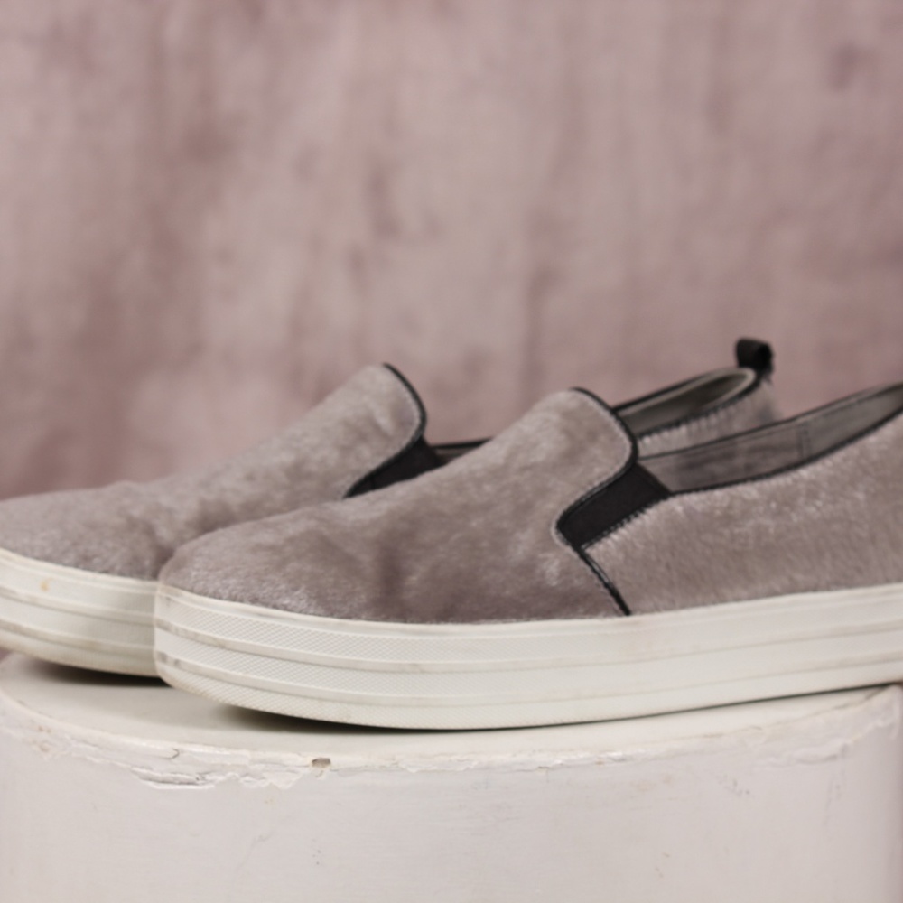 Skecher Stretch Memory Foam Grey Slip On Shoe